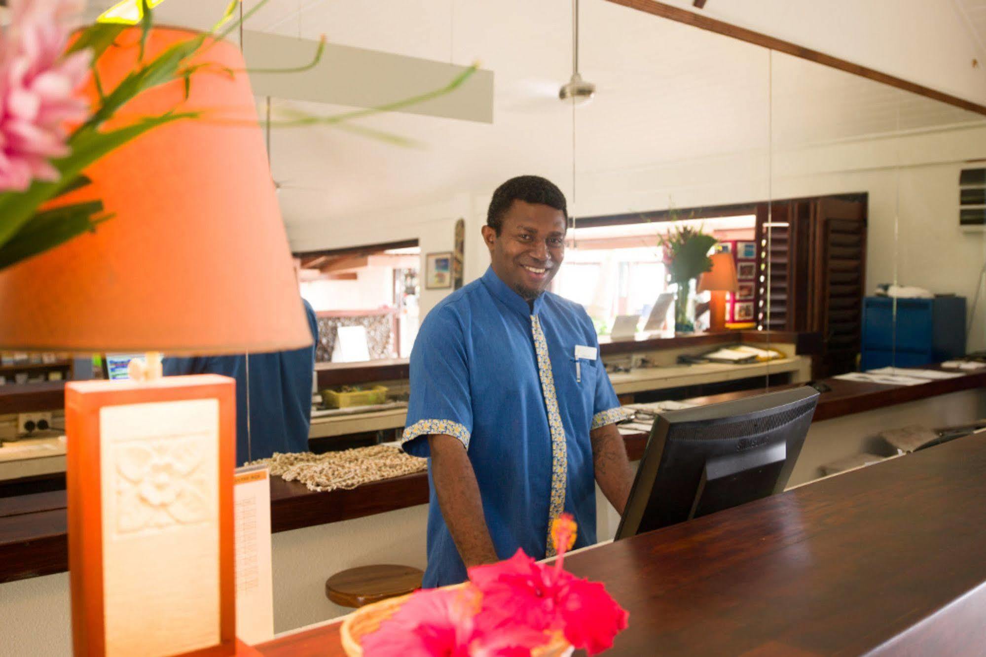 Breakas Beach Resort (Adults Only) Port Vila Exterior foto