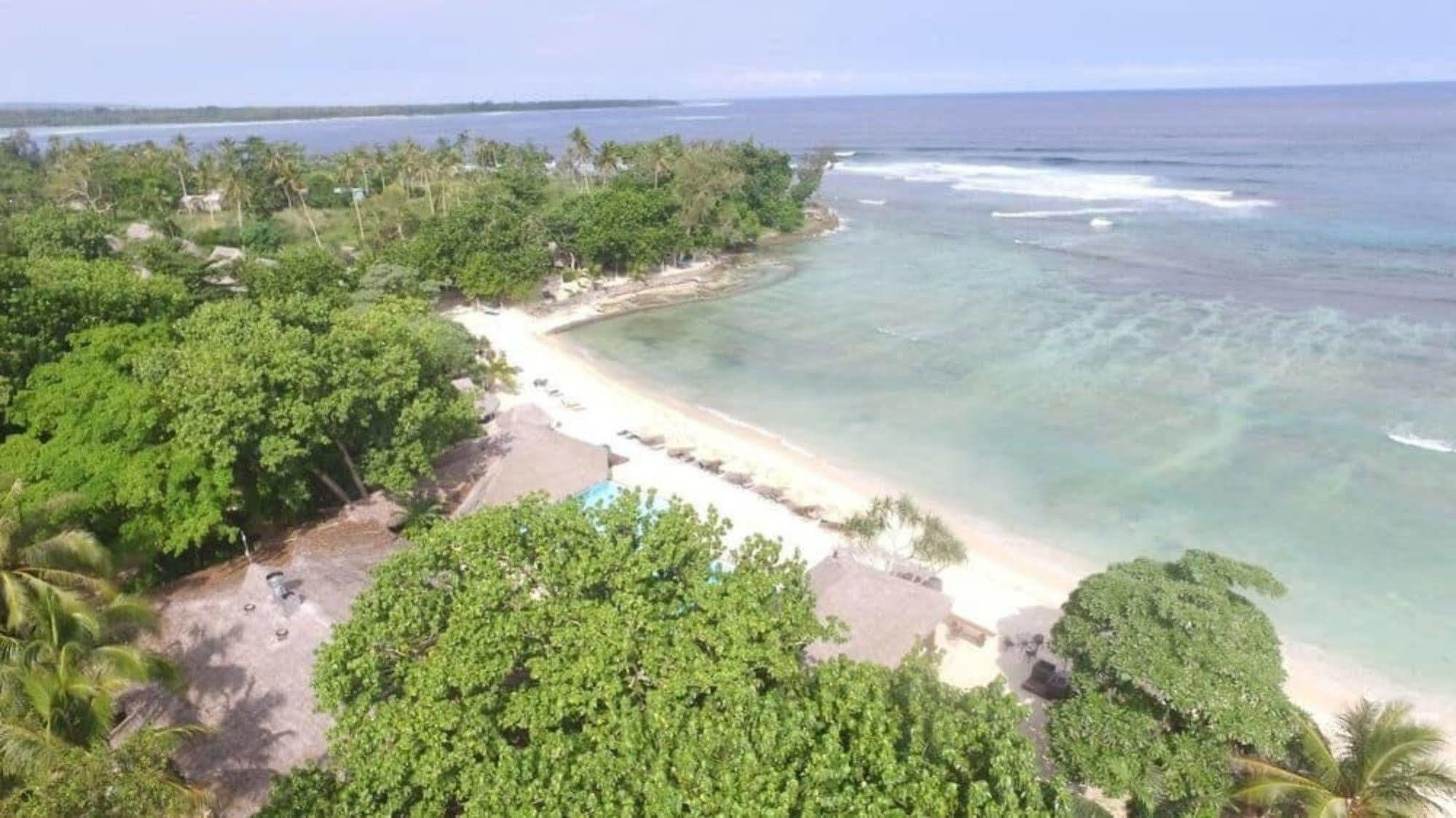 Breakas Beach Resort (Adults Only) Port Vila Exterior foto