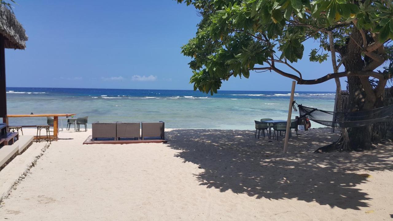 Breakas Beach Resort (Adults Only) Port Vila Exterior foto